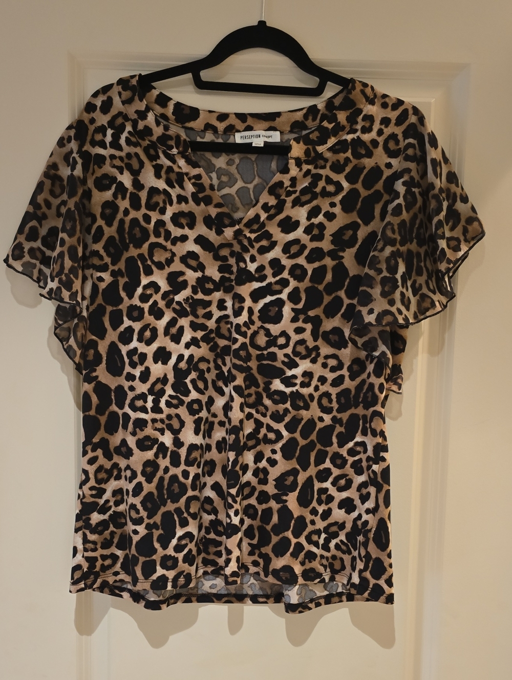 PerSeption Concept Leopard Print V-Neck Flutter Sleeve Top - Black & Tan